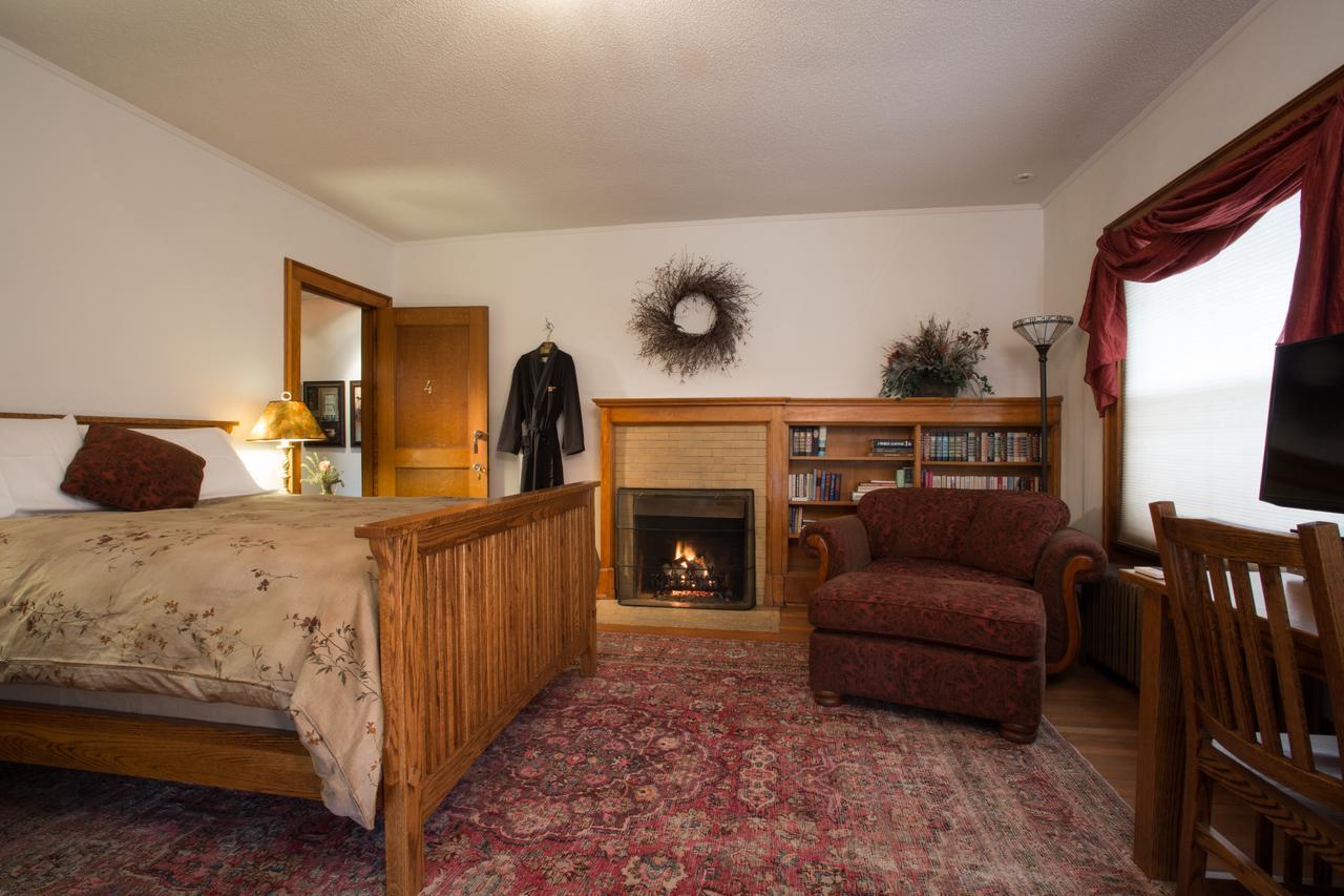 Stewart Inn Уосо Екстериор снимка