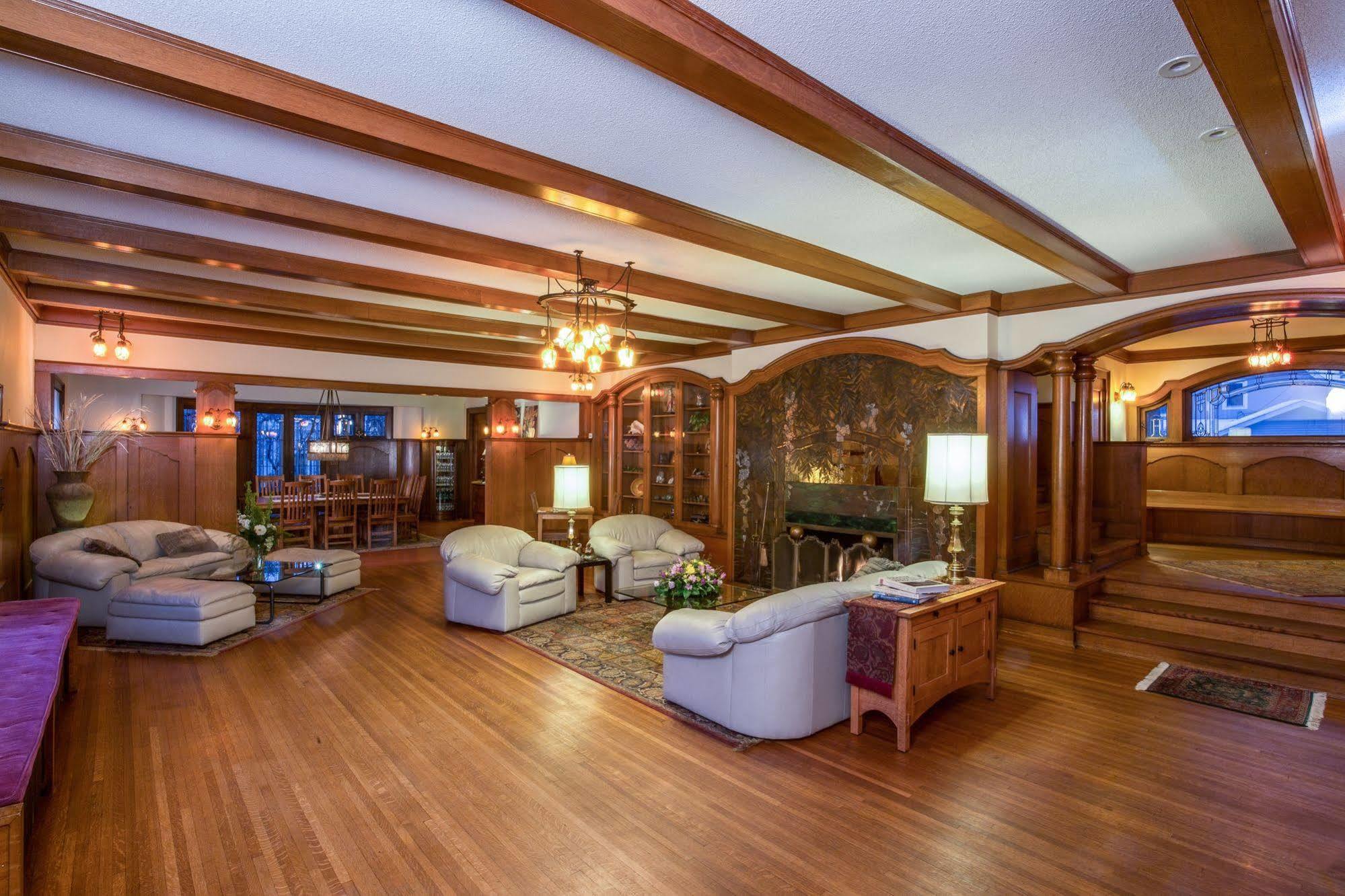 Stewart Inn Уосо Екстериор снимка